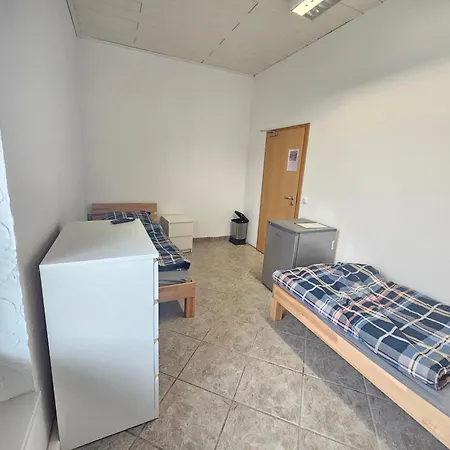 Handwerke Firmen In Burgkirchen Oder Burghausen Apartmán *